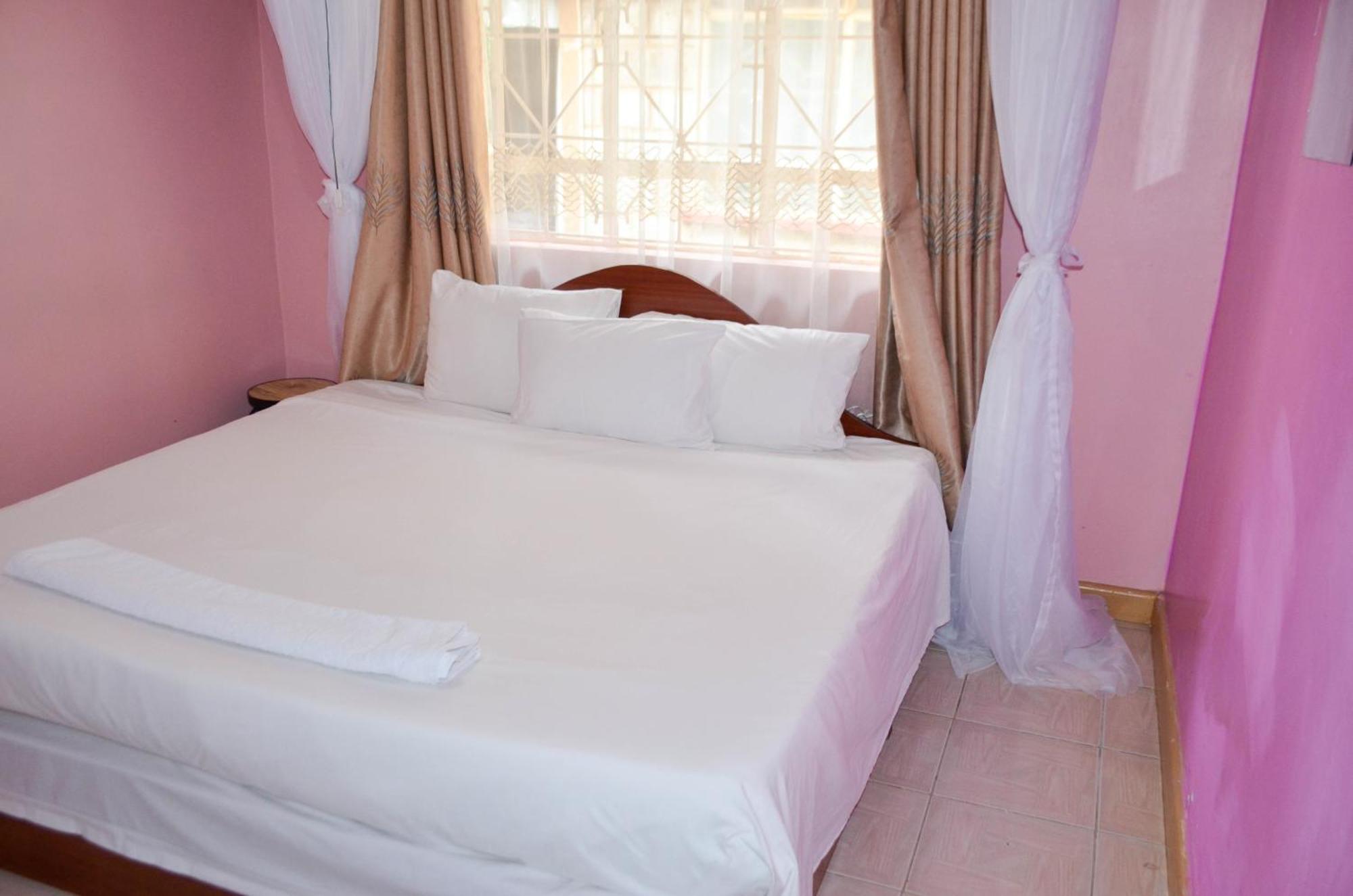 Salient Guest House Eldoret Extérieur photo