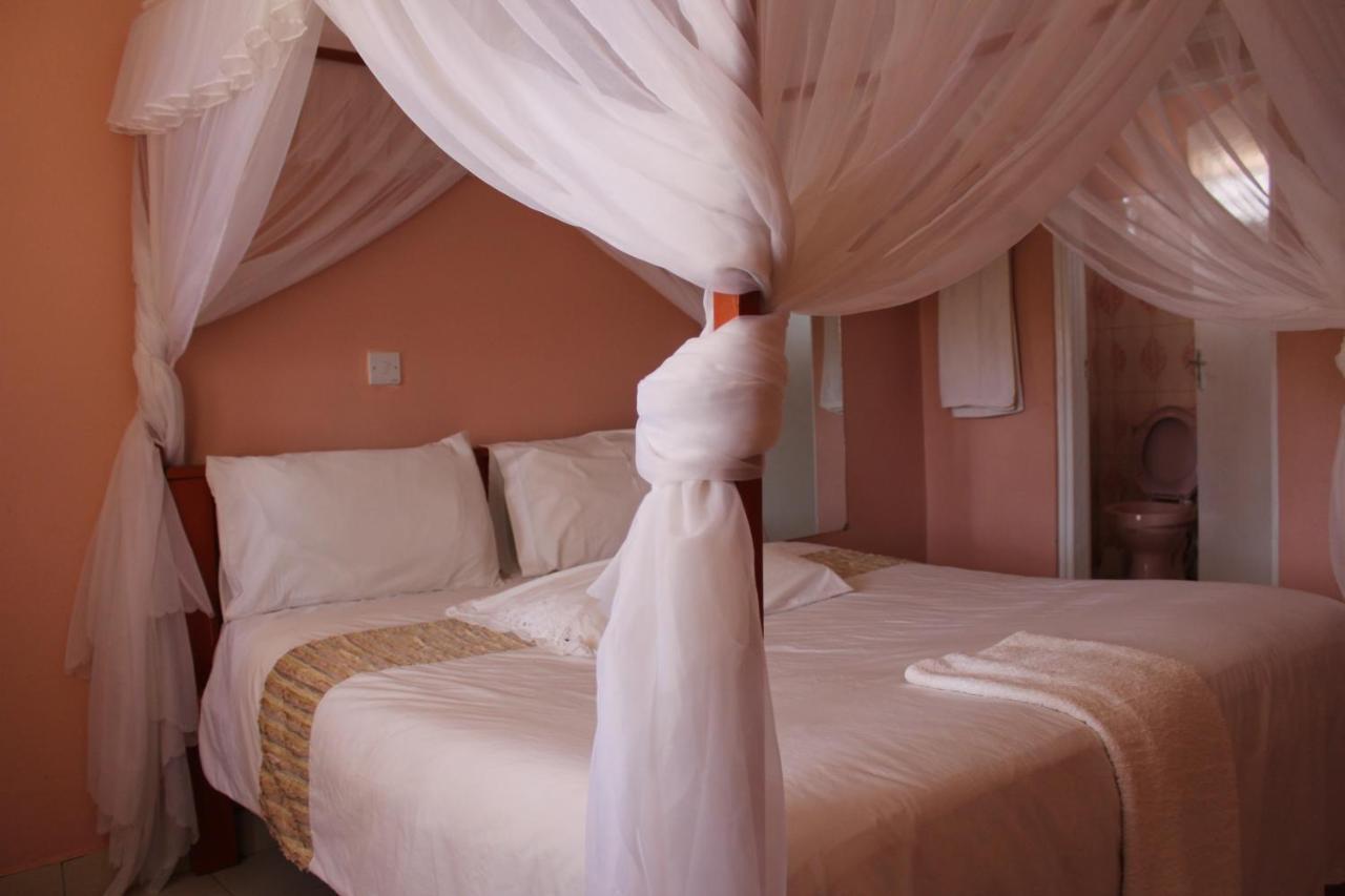 Salient Guest House Eldoret Extérieur photo